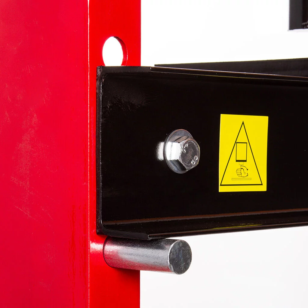 f0b8a2df2a3902792248242240d908d2