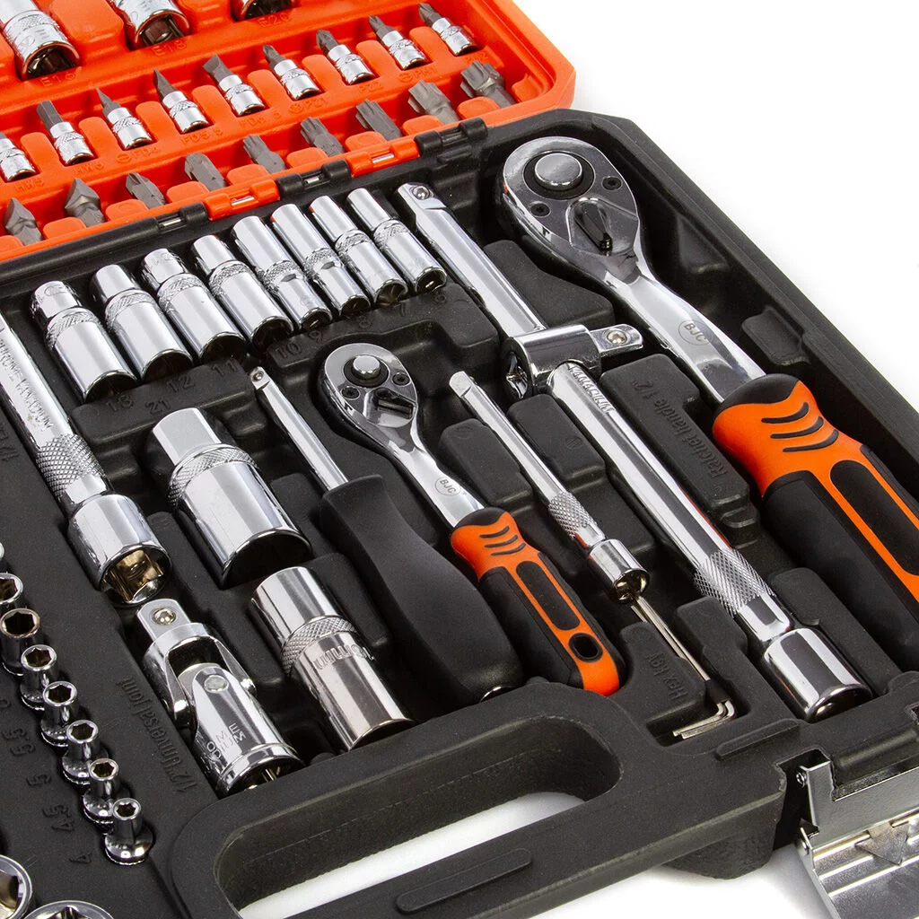 b24f14f84e2712e43f33512a9023938e