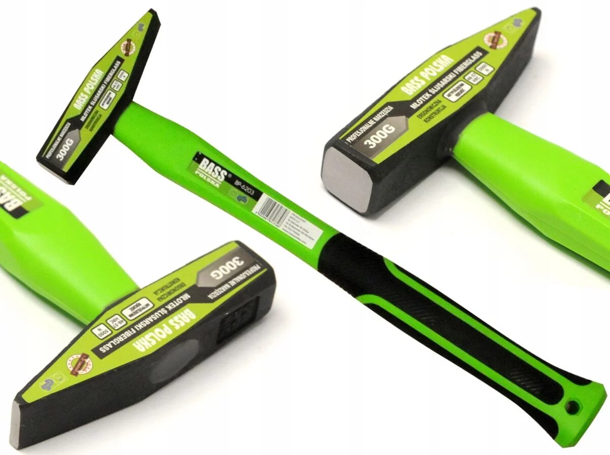 MŁOTEK 300g RĘCZNY fiberglass