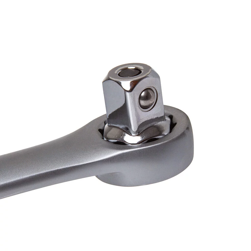 c1d597f47333ccd829fdfe43d1182895