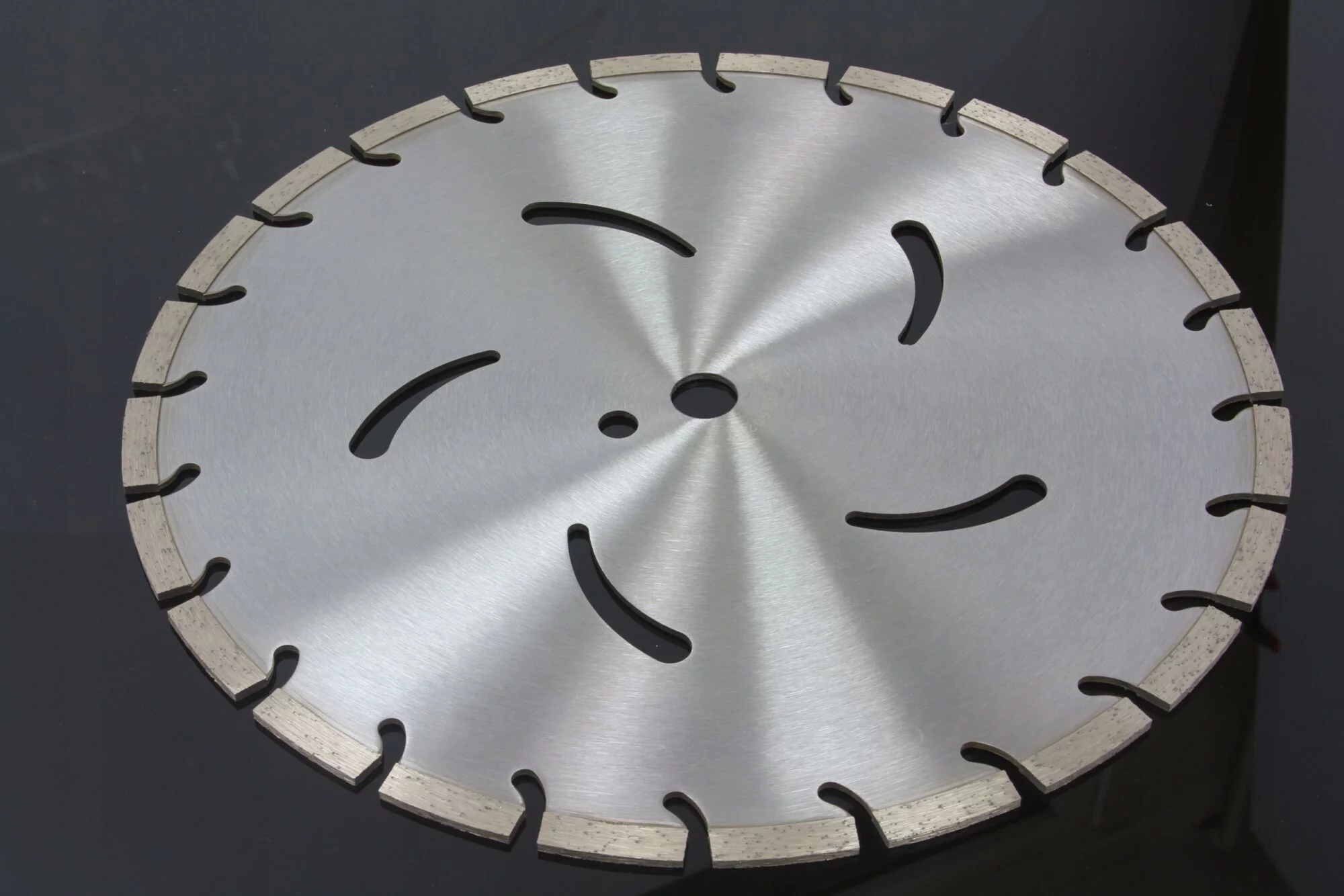 8121592bb079a358ddf16ff268d8af85