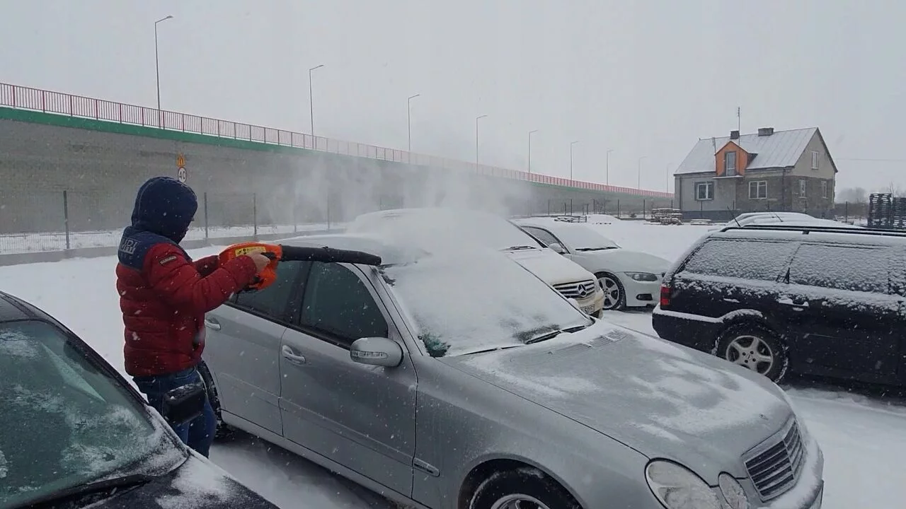 b1f8a6127201fe9a125f1254666a9ffb