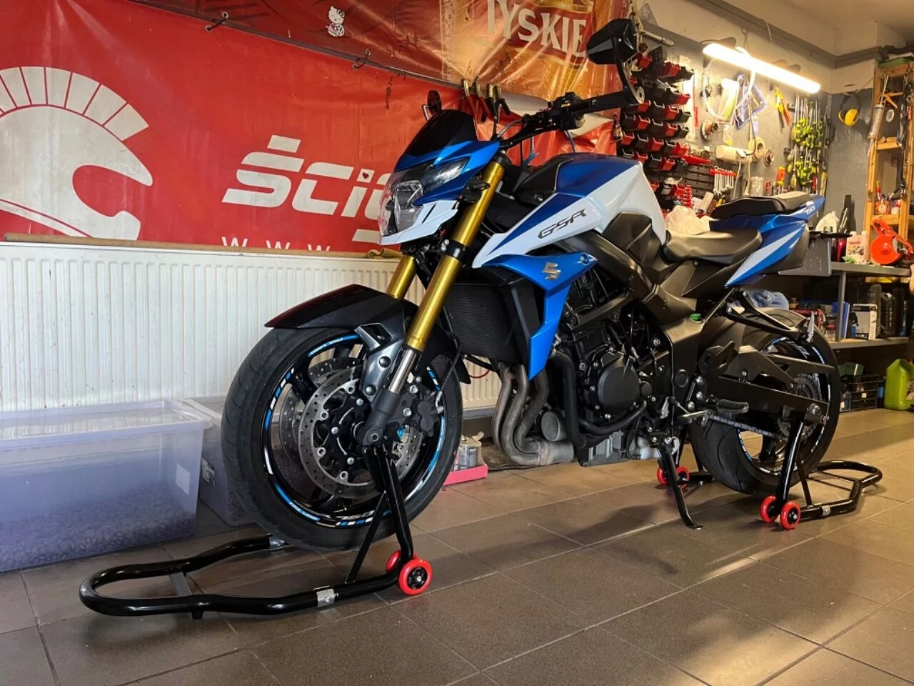 c828a22a602500bd0cb97dcc333fe01e