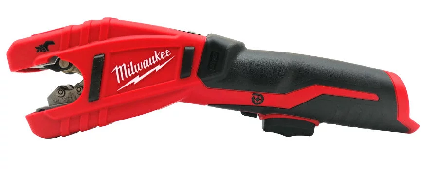 8fff33f5dd3760e44b8d820839173b1d