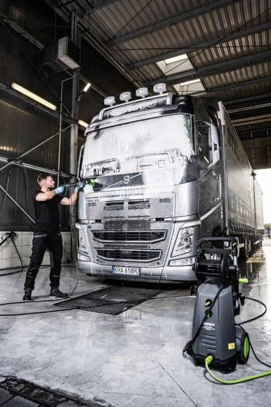 3ae4281cc1ea662279255bb75ef843da