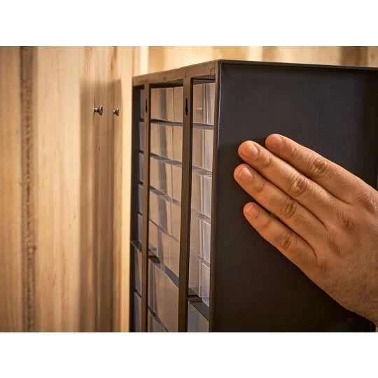 17cae9d8173237f656bf689f2092a5d4