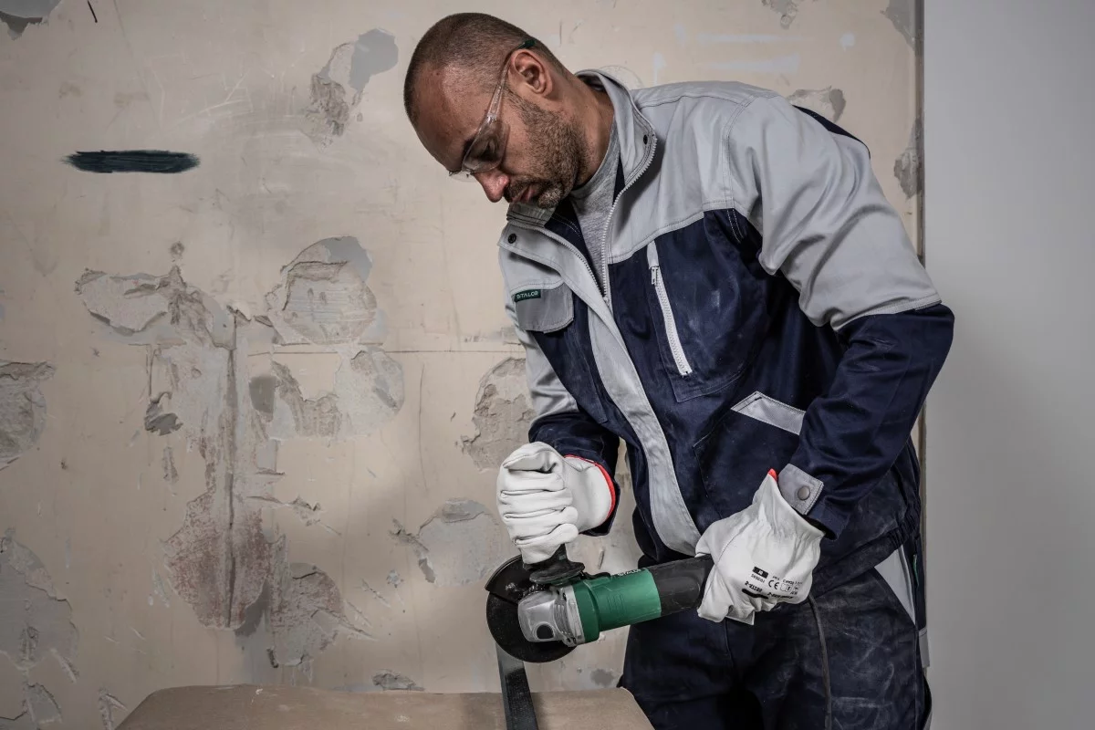 12e8935557ec8f209a8751f58de46027