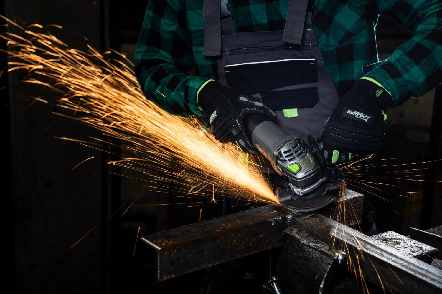 PROM-SZLIFIERKA KĄTOWA 125mm 1400W AG125QVS STA...