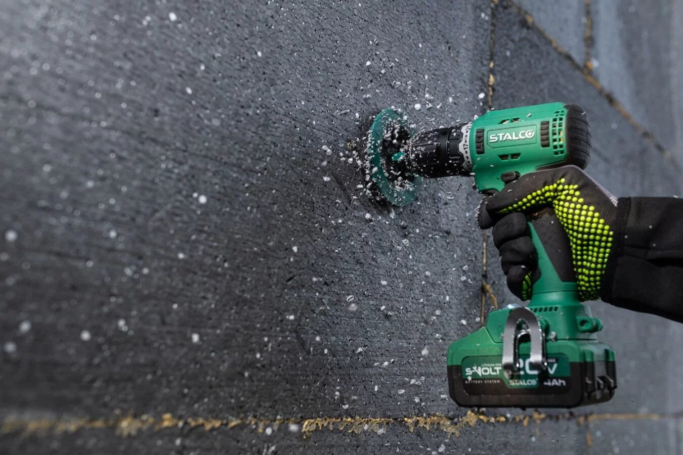 fdc6756be9ec76e6e4d8043a2876b143