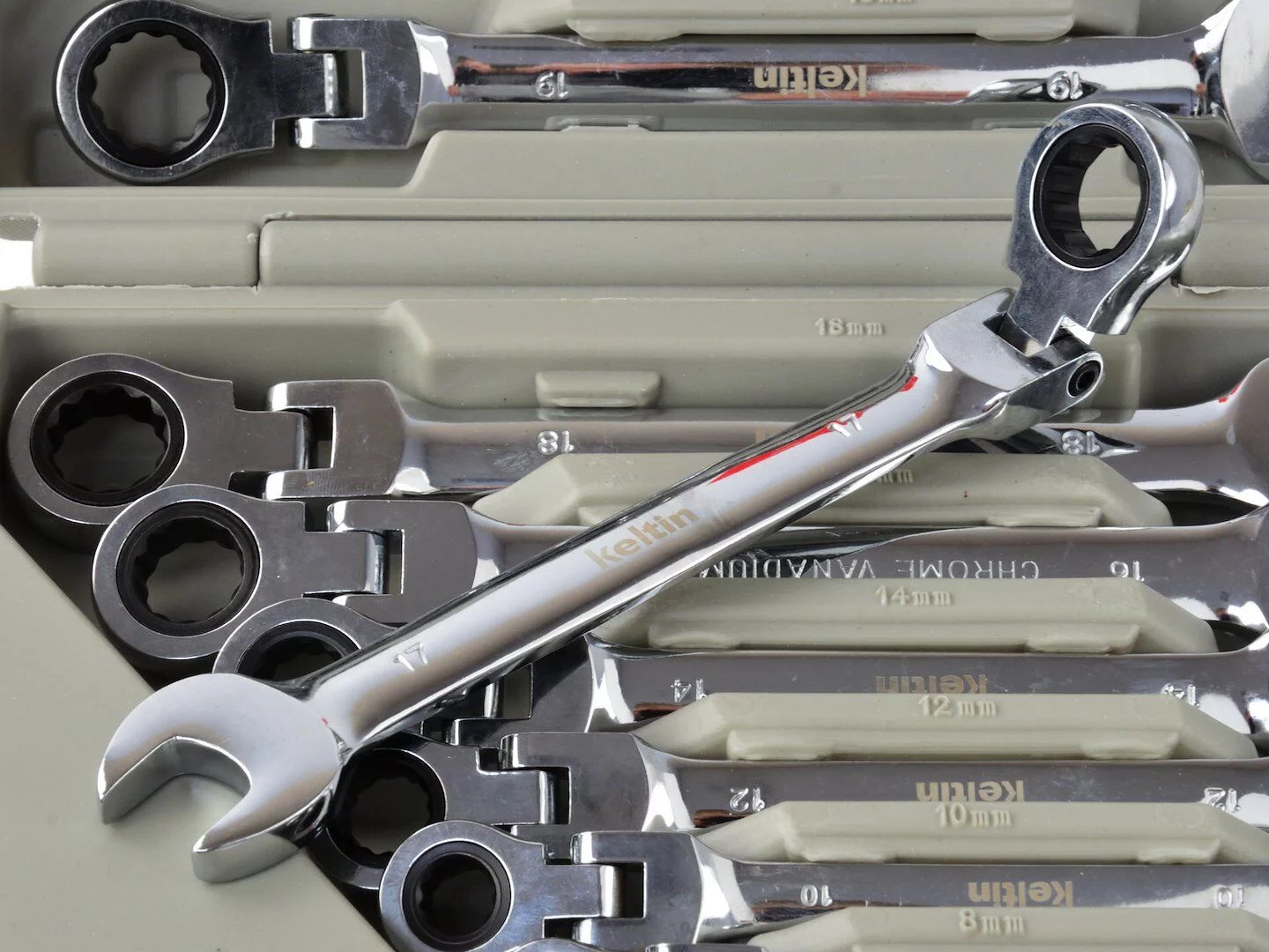 8e095e8e7b1a20c287501157512f41a7