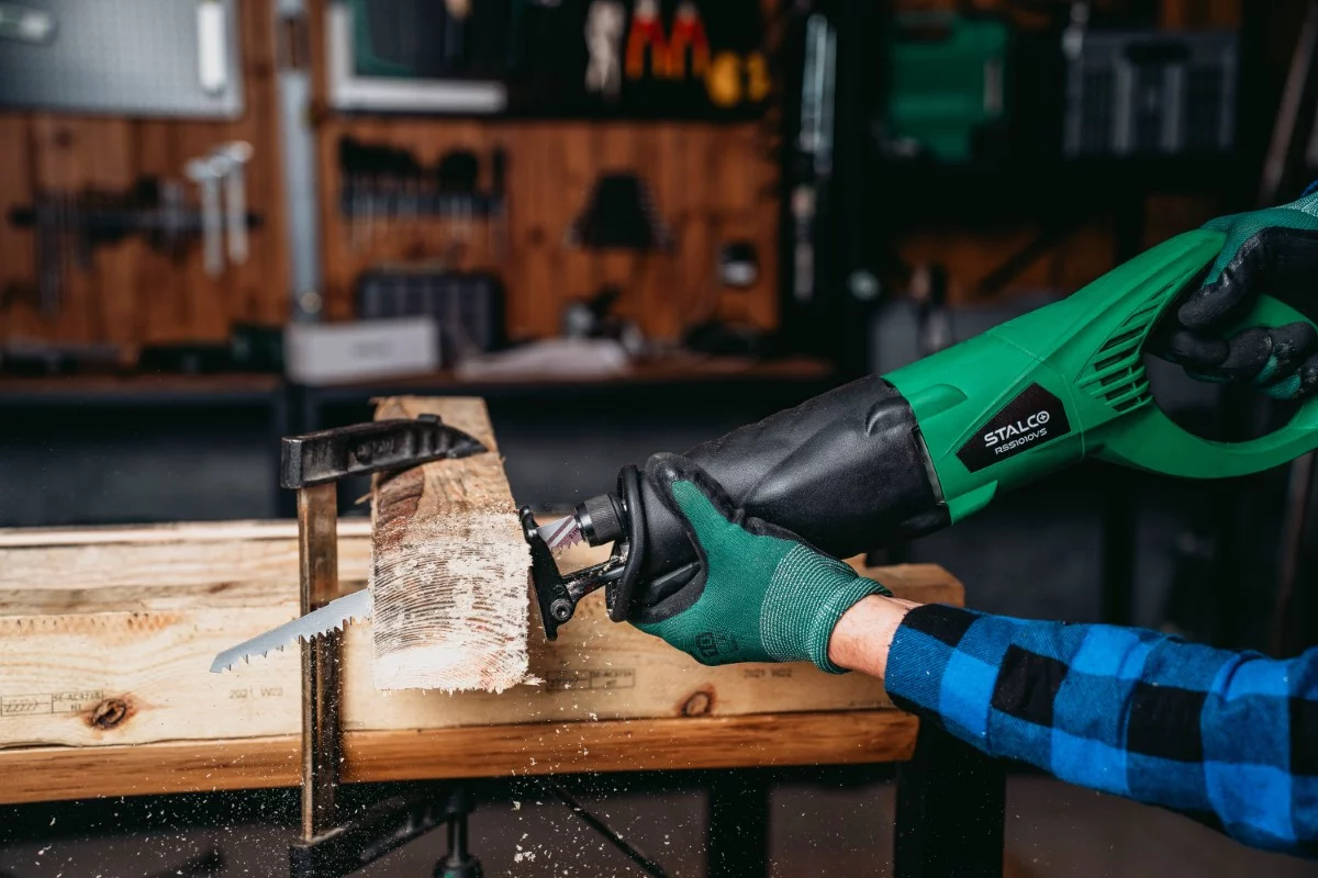 d191bf988752a41761bb24e9ffe51697