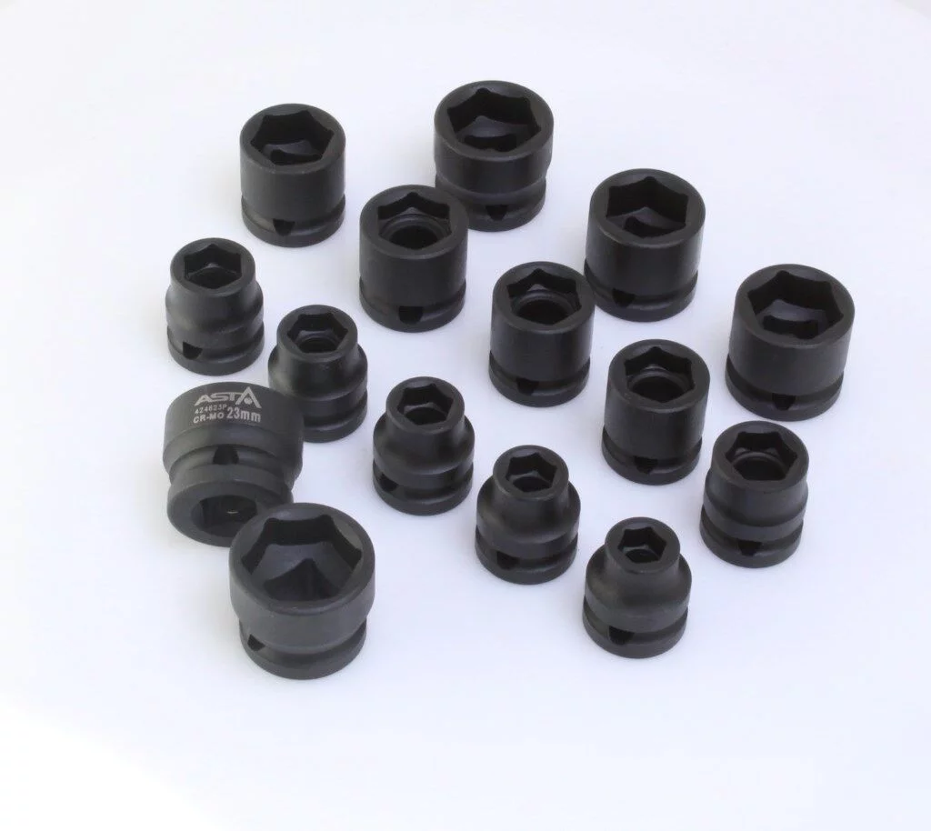 NASADKI UDAR. SUPER KRÓTKIE 1/2'' 10-24 15SZT.