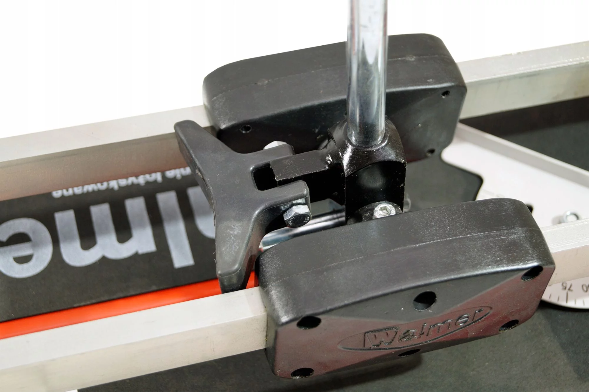 55f3458c14feb358d2d2622d302bdb98