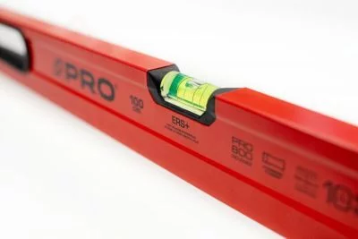 POZIOMNICA PRO800 CZERWONA UCHWYTY 100CM