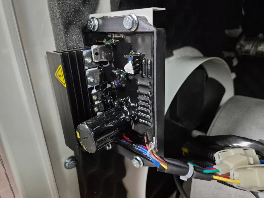 f5ab8b9d2f5153c6cc45b6b570a0bf1f