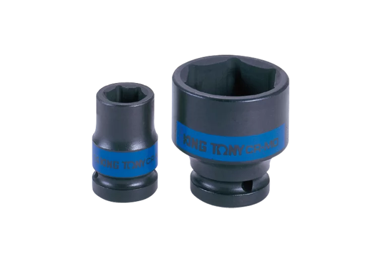 NASADKA KRÓTKA 1/2" 17MM UDAR 6-KT