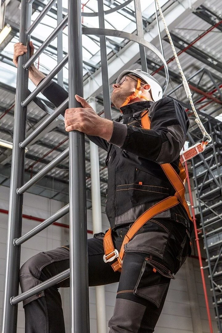 c85c681904dc668f4a8f1298cc770734