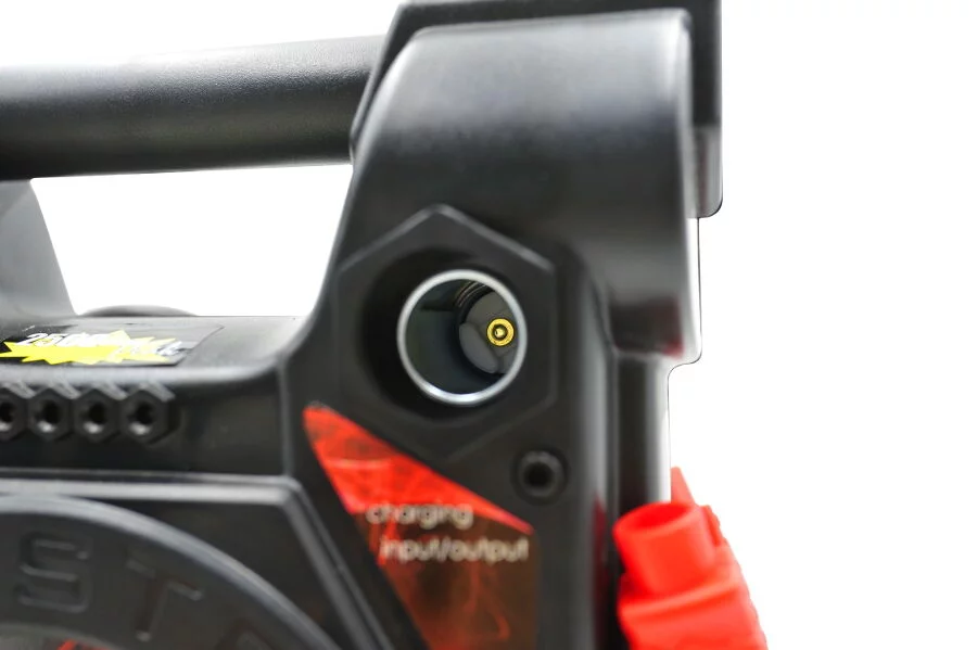 e6e282d5ff4f7f8857f8854177be037b