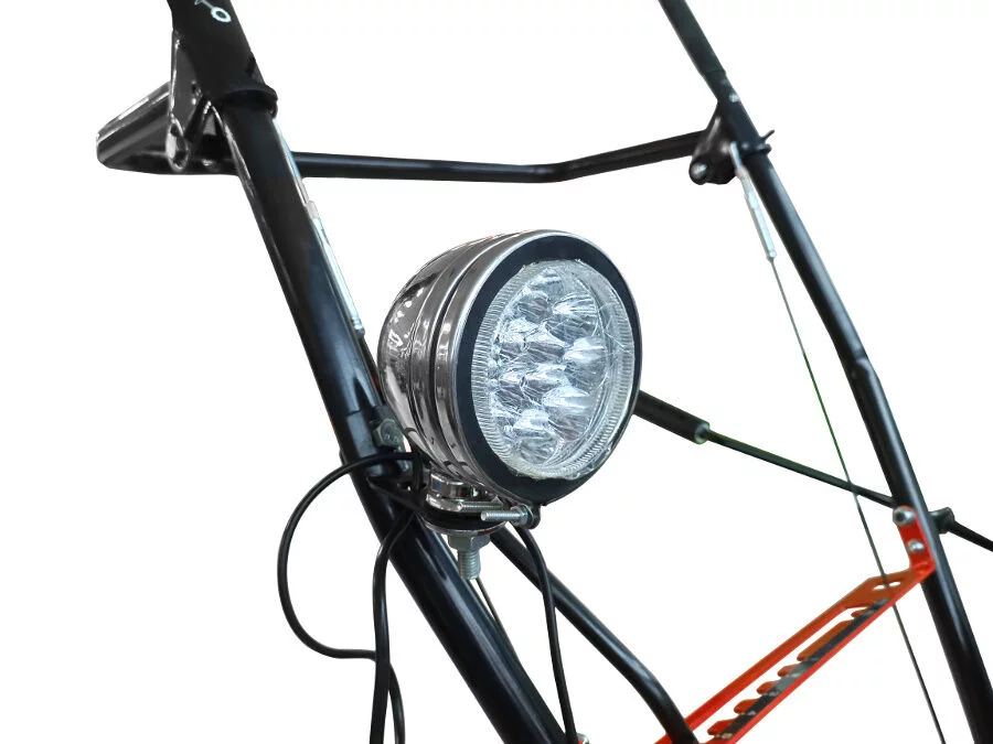 7025c3bdbffb777f2b2e937294a63b55